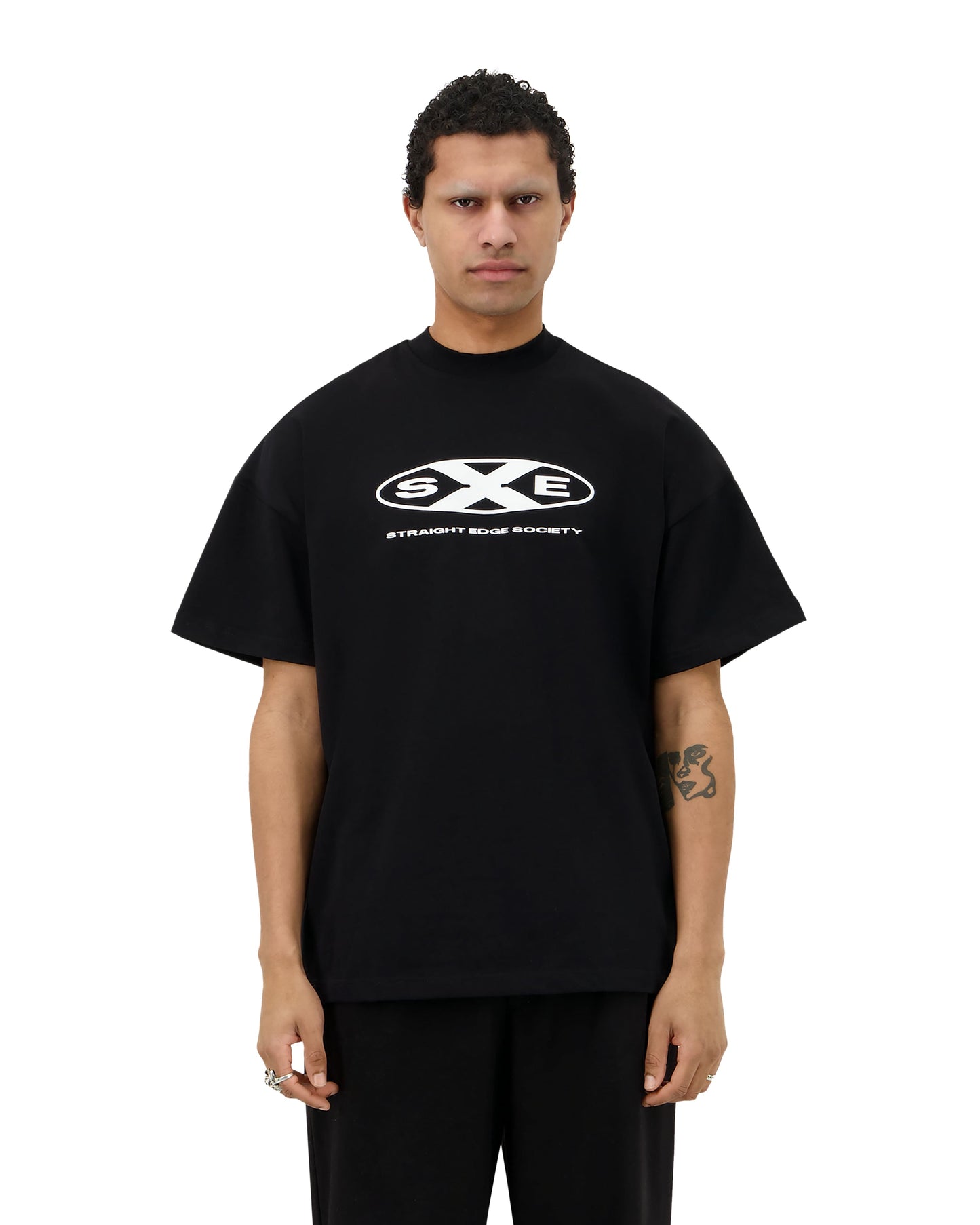 STRAIGHT EDGE TEE